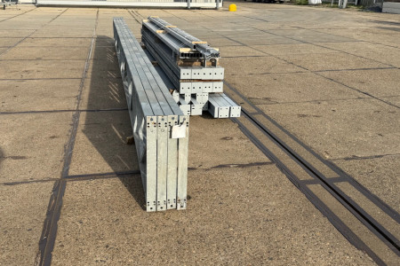 9.60 x 25.00m (240m²) platdak